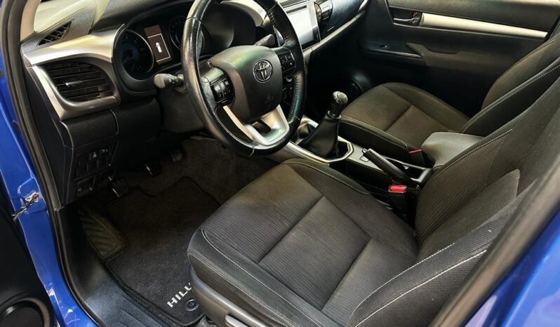 
								TOYOTA HILUX 2.4 D4D 150CV VXL full									