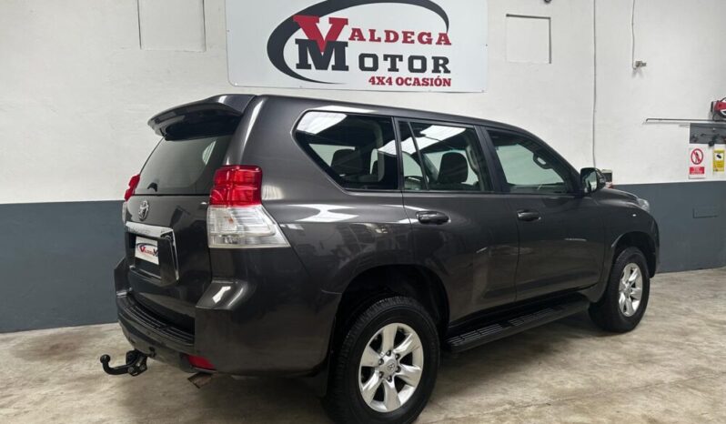 
								TOYOTA LAND CRUISER 3.0 D-4D VX 190CV AUT. 7 PLAZAS full									
