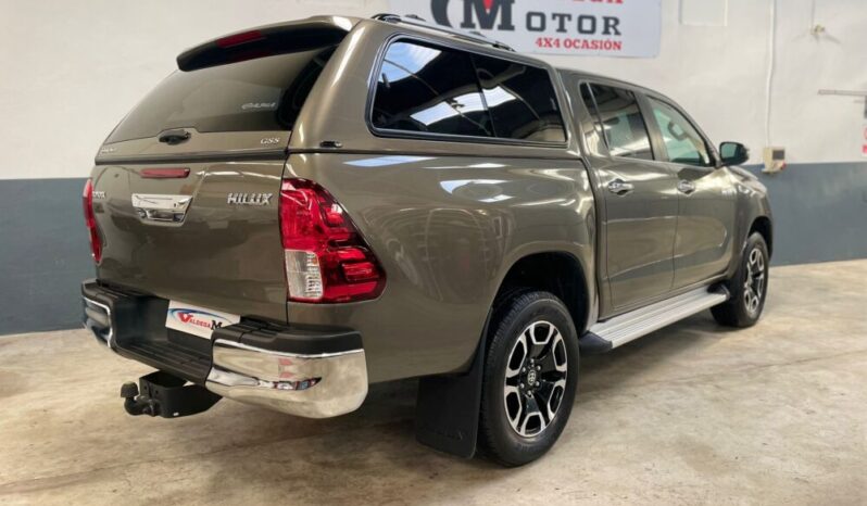 
								TOYOTA HILUX 2.8 D4D CABINA DOBLE 204CV VXL AT full									