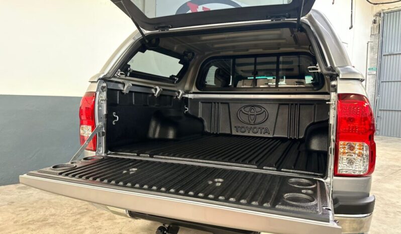 
								TOYOTA HILUX 2.4 D4D 150CV VX AUT. 2025 full									