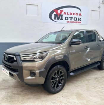 TOYOTA HILUX INVINCIBLE 2800CC 204CV TODOTERRENO 4X4 USADO SEGUNDAMANO OCASION NAVARRA VALDEGAMOTOR 01