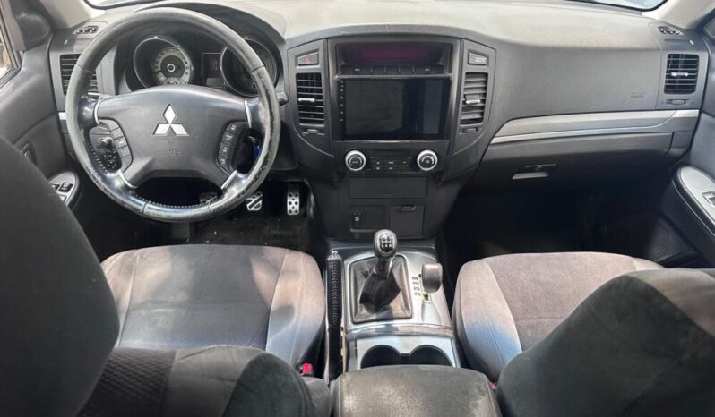 
								MITSUBISHI MONTERO V80 INTENSE 3200CC 160CV full									