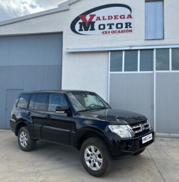 MITSUBISHI MONTERO V80 3200CC 200CV INTENSE TODOTERRENO 4X4 SEGUNDAMANO OCASION NAVARRA VALDEGAMOTOR 01
