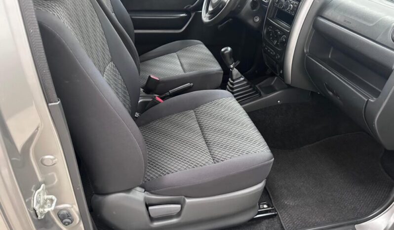 
								SUZUKI JIMNY 1.3 RANGER 85CV full									