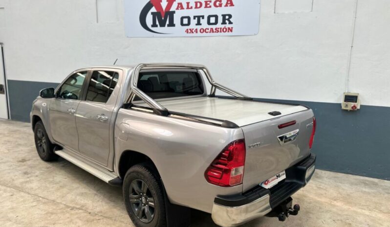 
								TOYOTA HILUX 2.8 D4D CABINA DOBLE 204CV VX  6V full									